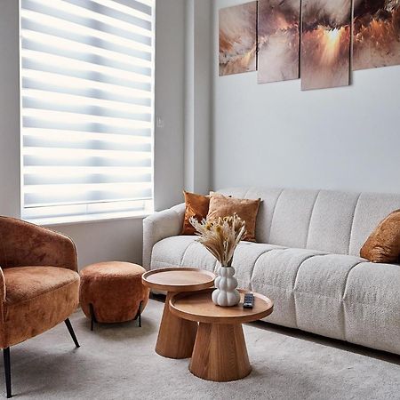 Urban Chic Apartment In The Heart Of Мехелен Экстерьер фото